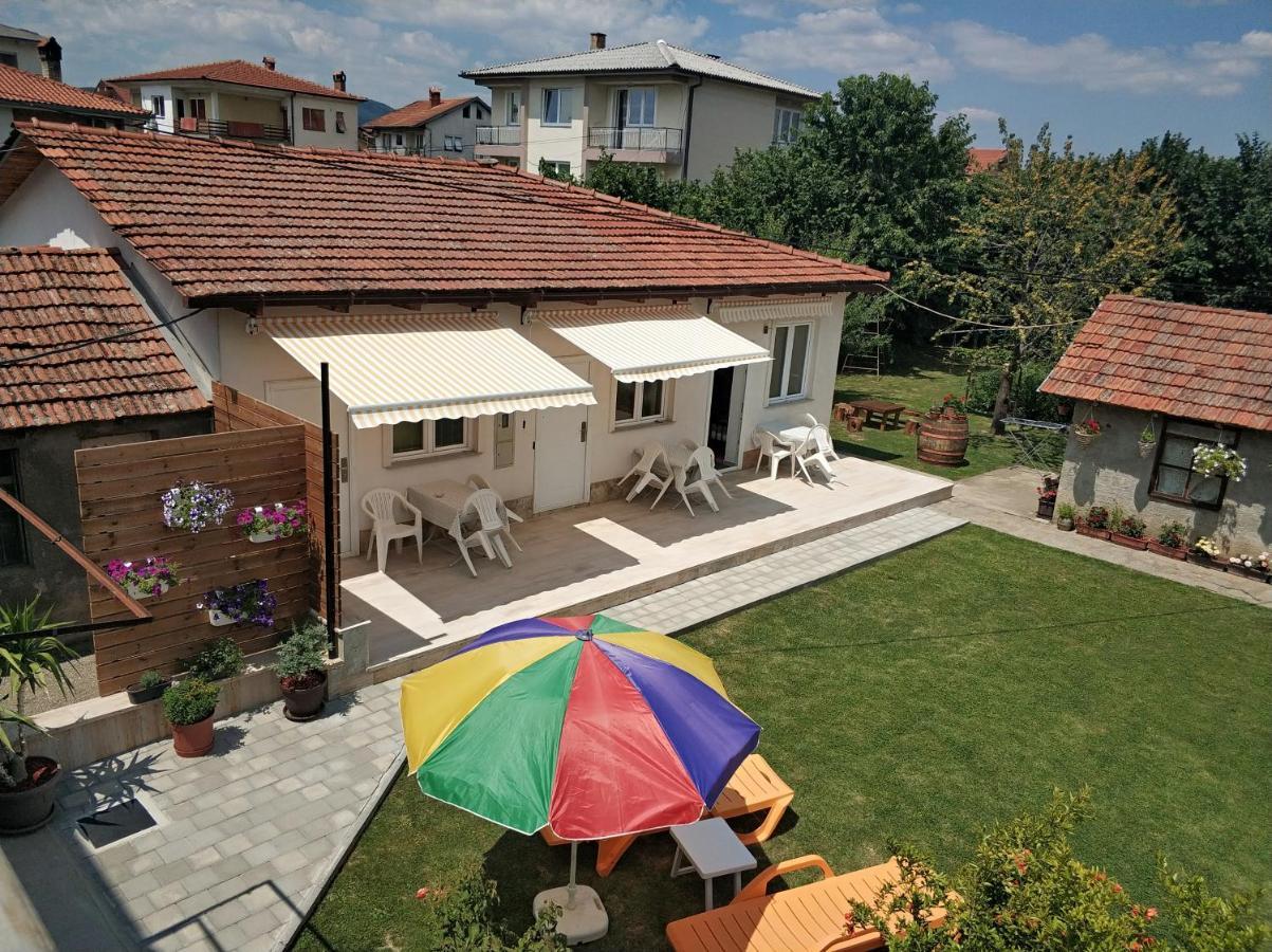 Apartments Three Ohrid Buitenkant foto
