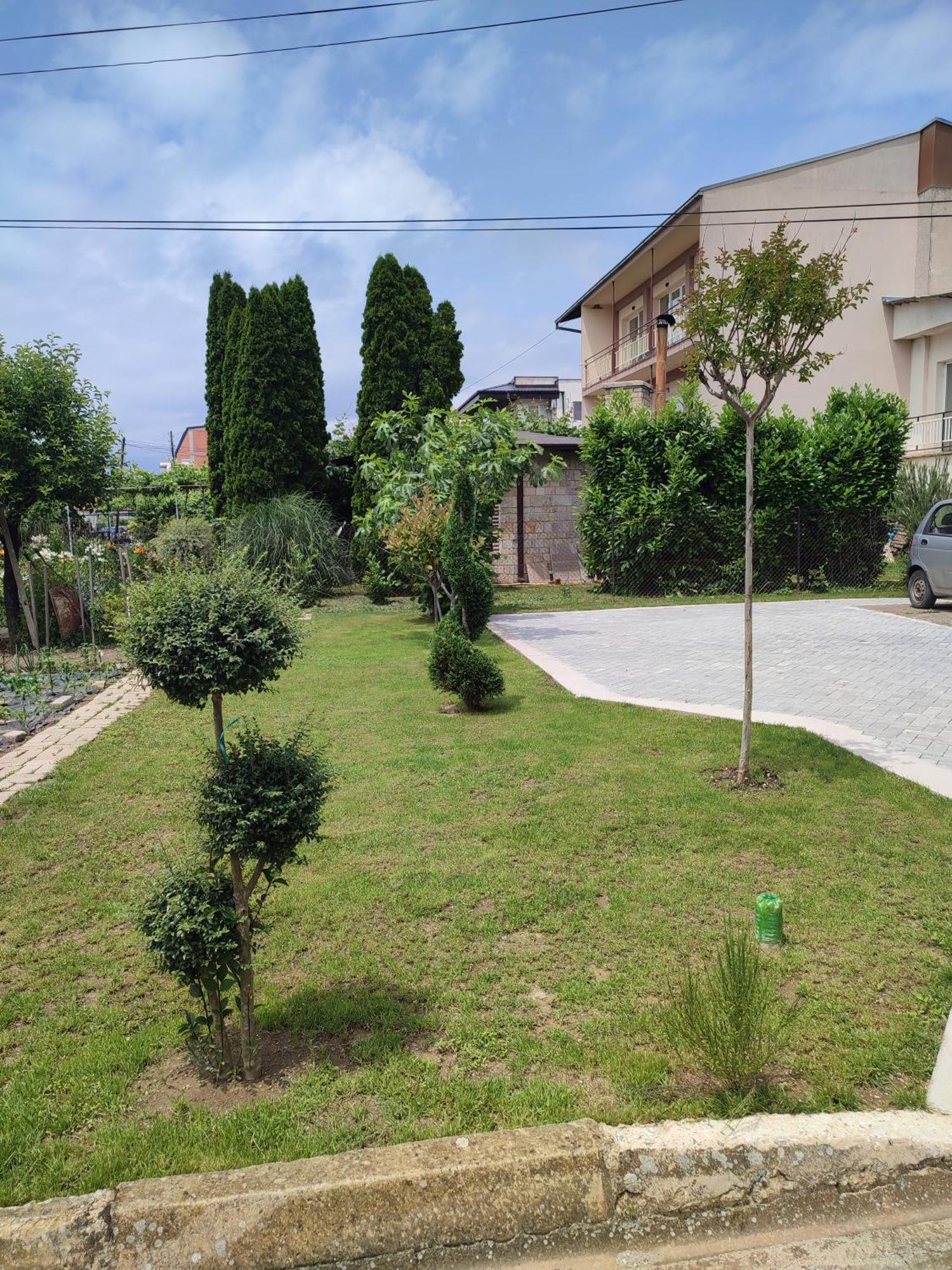 Apartments Three Ohrid Buitenkant foto